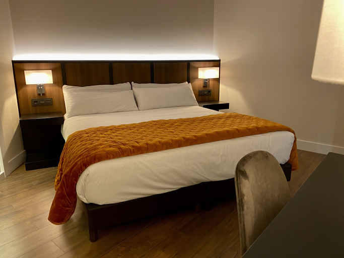 Bedroom 4, Harpazul Apartments, Pontevedra