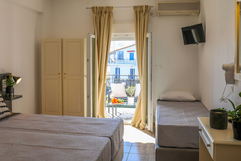 Bedroom 3, La Fleur, Thessaly