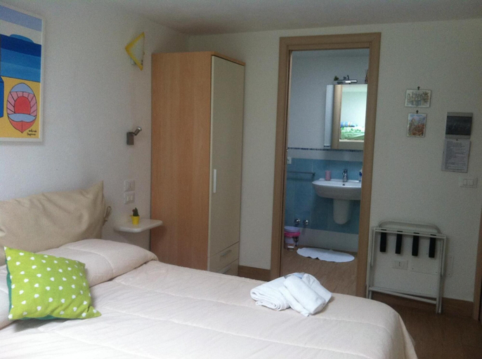 Bedroom 4, Celestina, Napoli