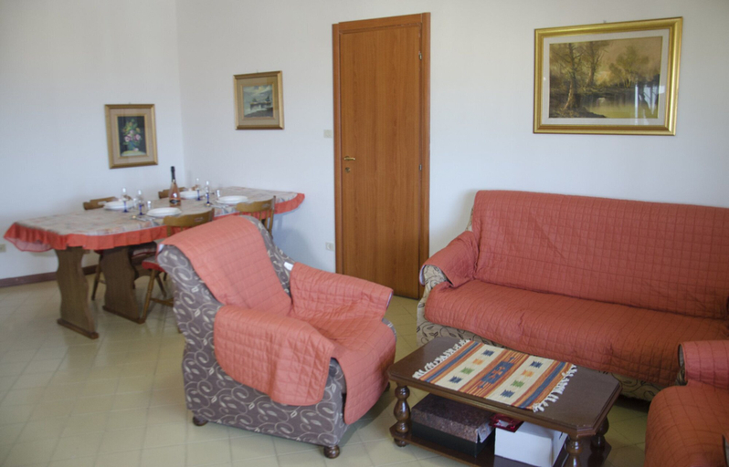 Others 5, Casa Poseidone, Sassari