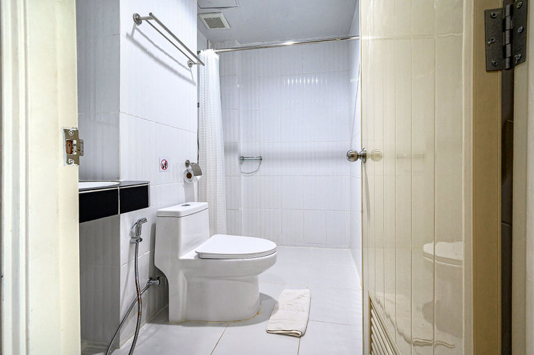 Bathroom 4, The Beach at Klong Muang, Mueang Krabi