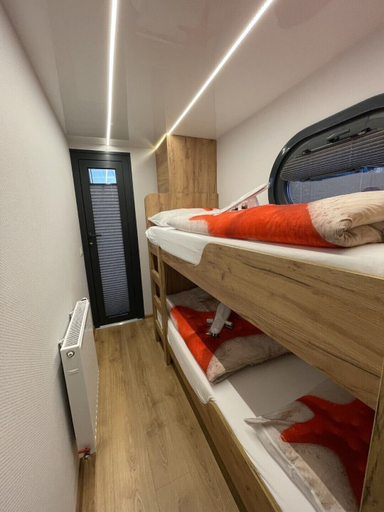 Bedroom 2, Hausboot Lore, Duisburg