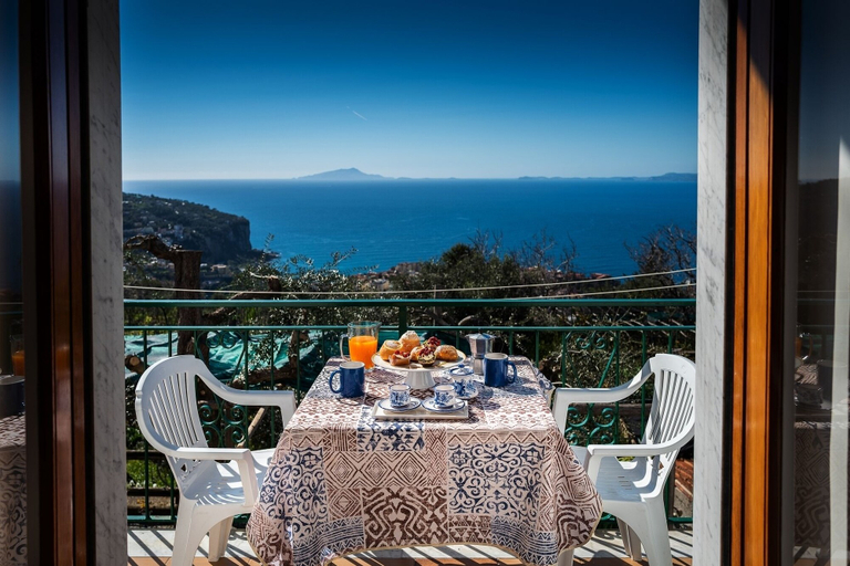 Balcony, Casa Floriana, Napoli