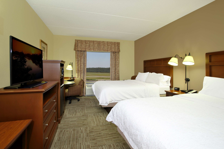Bedroom 4, Hampton Inn & Suites Madisonville, Hopkins
