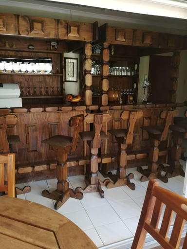 Food & Drinks 5, Hoyohoyo Chartwell Lodge, City of Johannesburg
