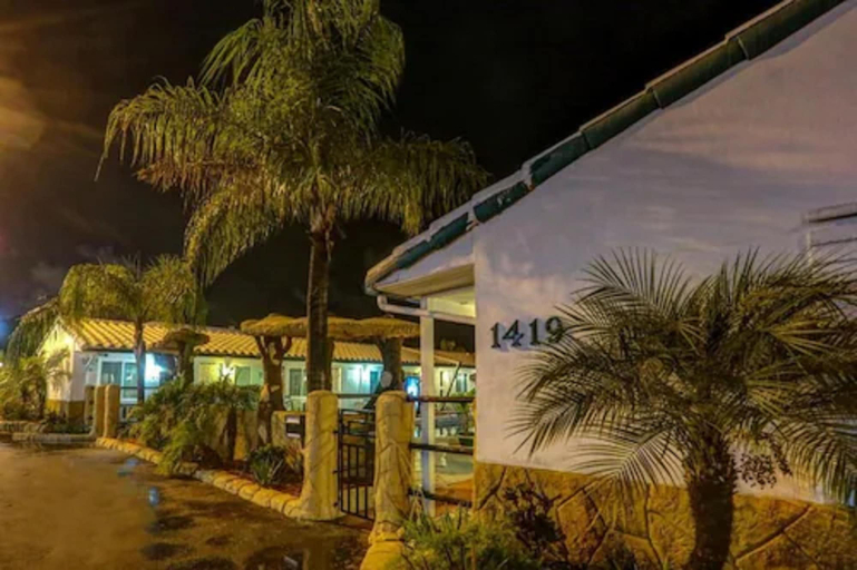Exterior & Views 2, Green Seas Motel, Broward