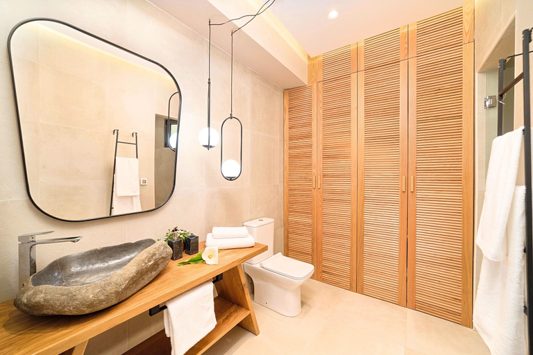 Bathroom 4, Blue Lake Villa, Crete