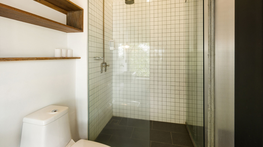 Bathroom 5, Belakang KongHeng By DreamScape, Kinta