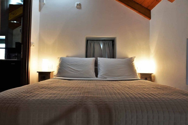 Bedroom 5, Messinian Horizons, Peloponnese