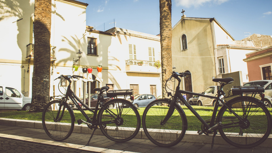 Exterior & Views 2, Eleonora Room & Breakfast, Oristano