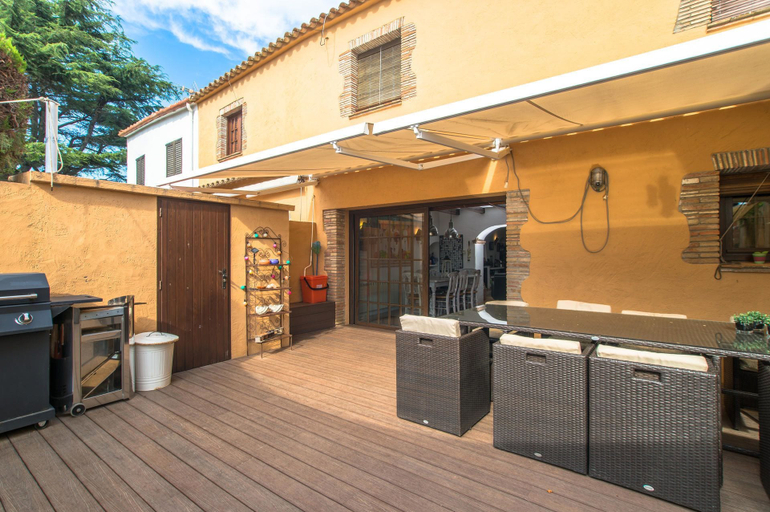 Food & Drinks, B-35 Begur 6 PAX, Girona