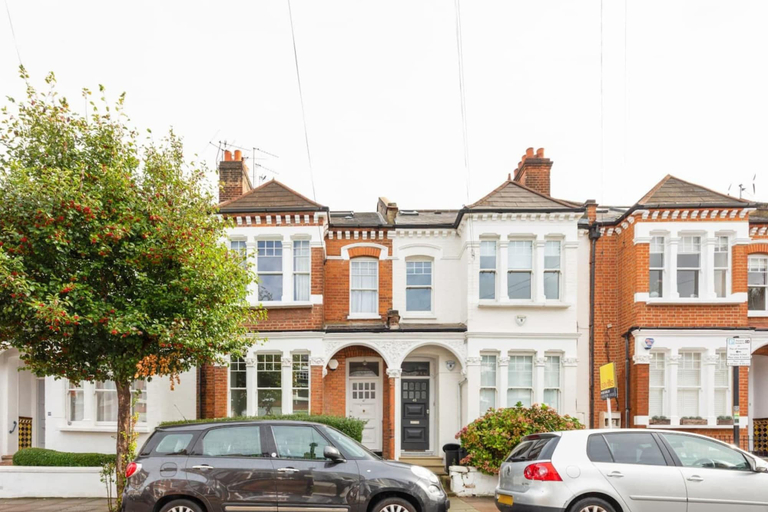 Exterior & Views, Stunning 2 Bed Apt W Garden in Clapham, London