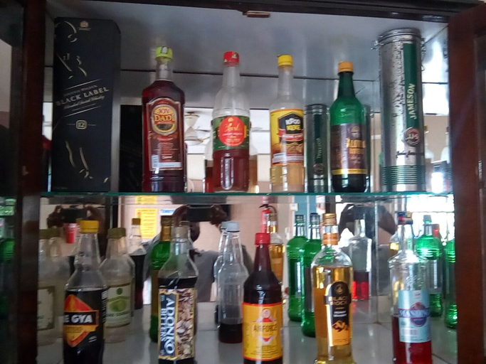 Food & Drinks 5, Teley Lodge, Accra