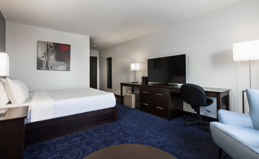 Bedroom 3, Imperia Hotel and Suites, Deux-Montagnes