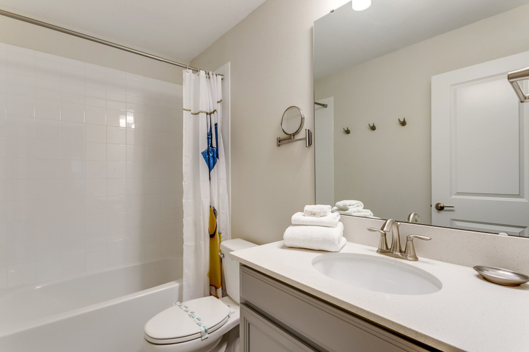 Bathroom 2, Champions Gate 9 Bdrm 5 BTH, Osceola