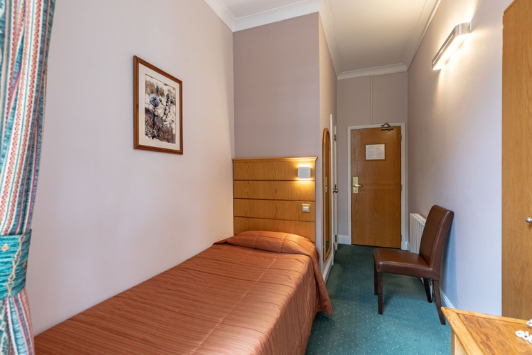 Bedroom 3, Nayland Hotel, London