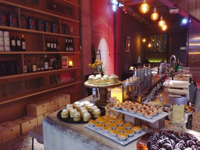 Food & Drinks 5, Island House, Kaohsiung