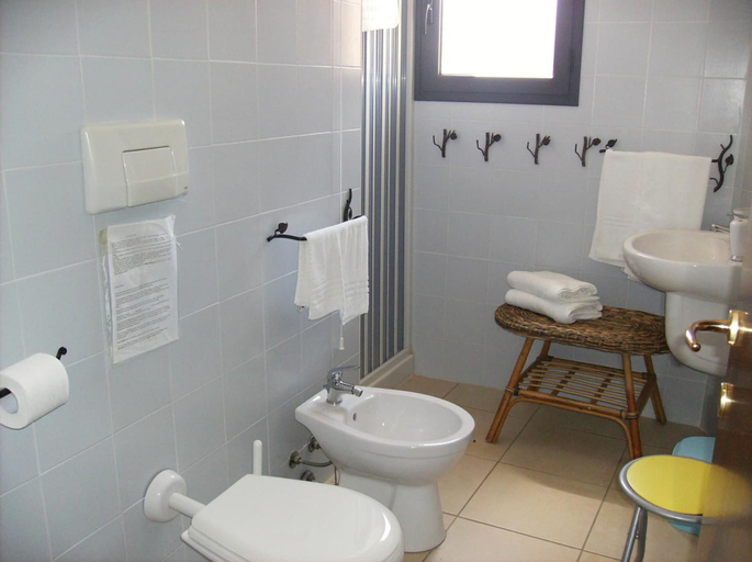 Bathroom 3, Stella dell'Est, Ogliastra