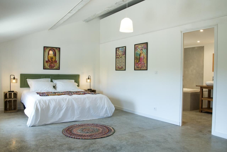 Bedroom 3, Mas de la Gramillère, Bouches-du-Rhône