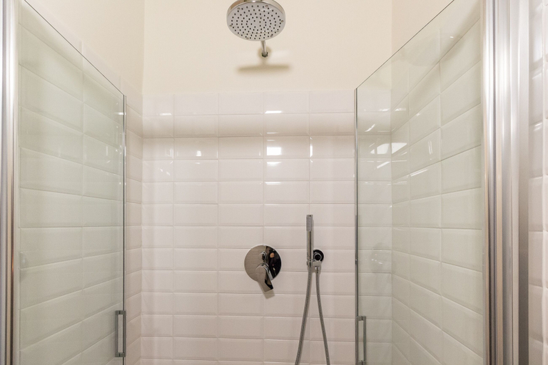 Bathroom 4, Alessia's Building- Affori FN, Milano