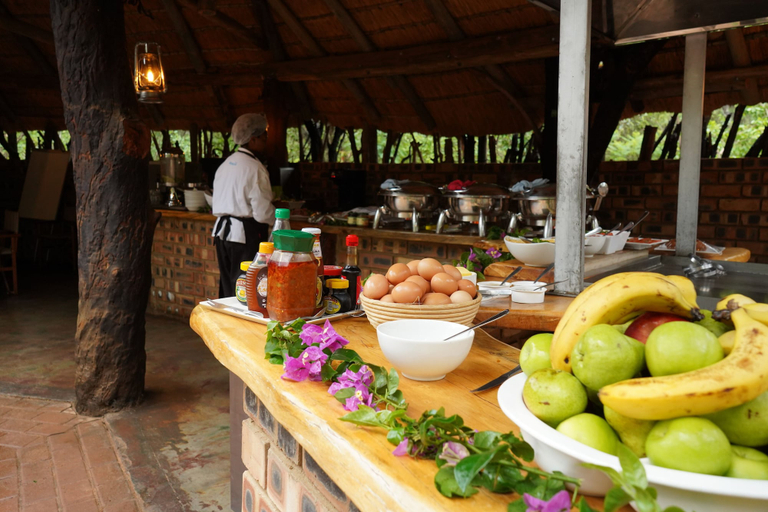 Food & Drinks 4, Honeyguide Khoka Moya Camp, Ehlanzeni