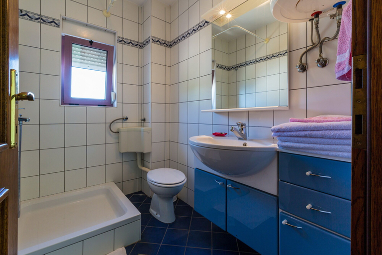 Bathroom 4, Apartments Rino, Crikvenica
