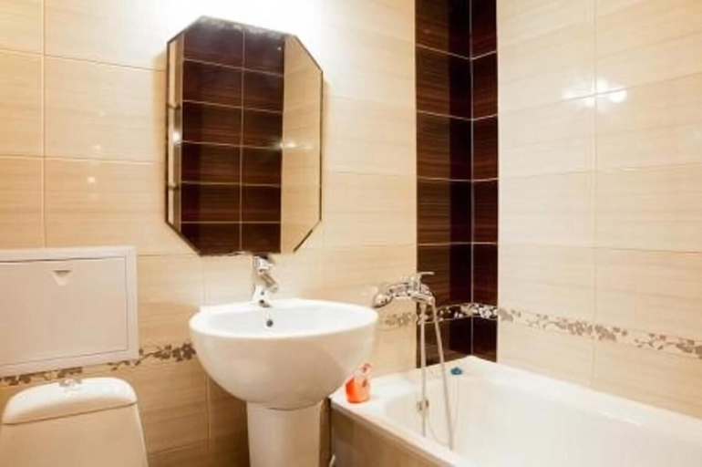 Bathroom 3, Inndays on Prospekt Lenina 74a, Tula