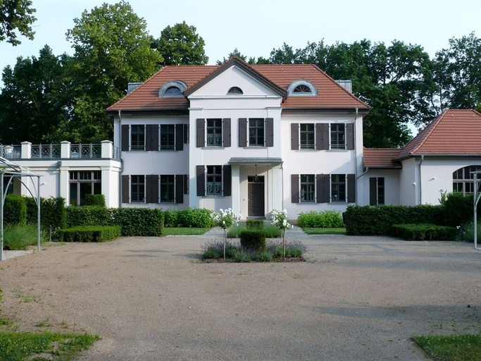 Exterior & Views, Herrenhaus Röddelin, Uckermark
