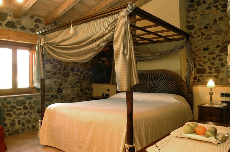 Bedroom 3, Mas La Casassa, Girona