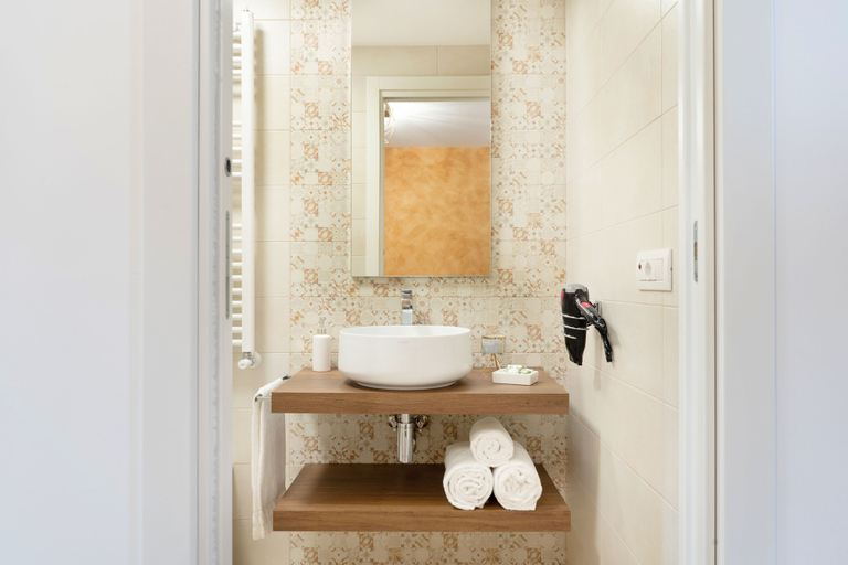 Bathroom, Suite Martino Seaview, Bari