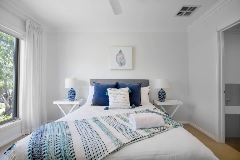 Bedroom 3, Peaceful Designer 2br@leafy Mill Park, Whittlesea - South-East
