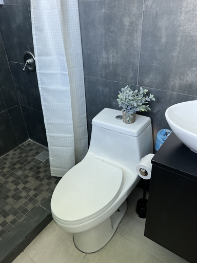 Bathroom 3, Nomada Beach Hostel - Adult Only