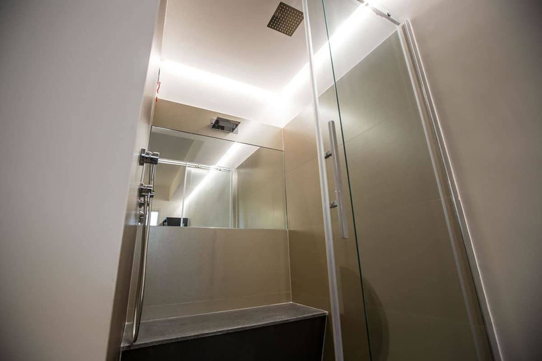 Bathroom 4, The Boutique Napoli Suite, Napoli