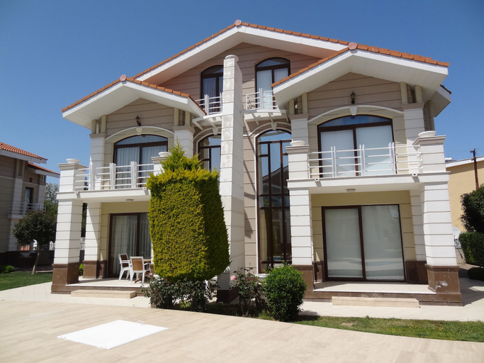 Front of property, Belek Golf Residence 2, Serik