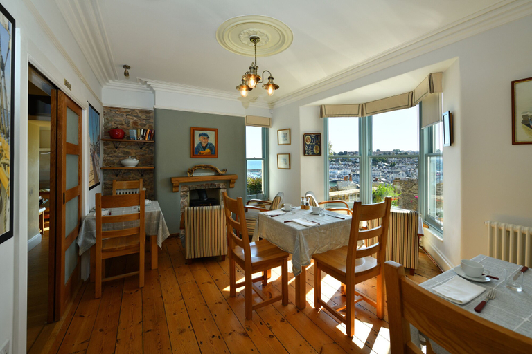 Food & Drinks 4, Beacon House, Torbay