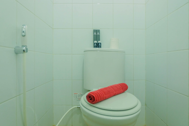 Bathroom 3, New Furnished Studio Apartment at Gunung Putri Square, Bogor