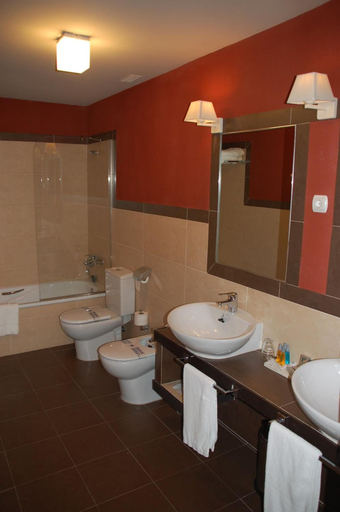 Bathroom 5, Hotel Convento del Giraldo, Cuenca