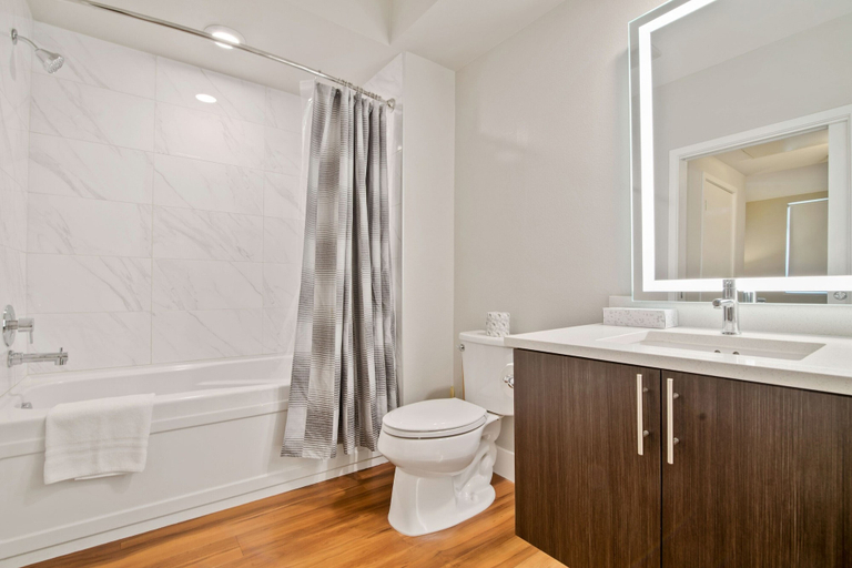 Bathroom 4, Global Luxury Suites at Mountain View, Santa Clara