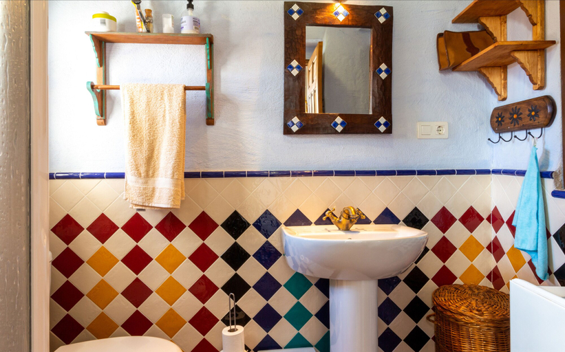 Bathroom, Casa Maria La Conejera, Granada