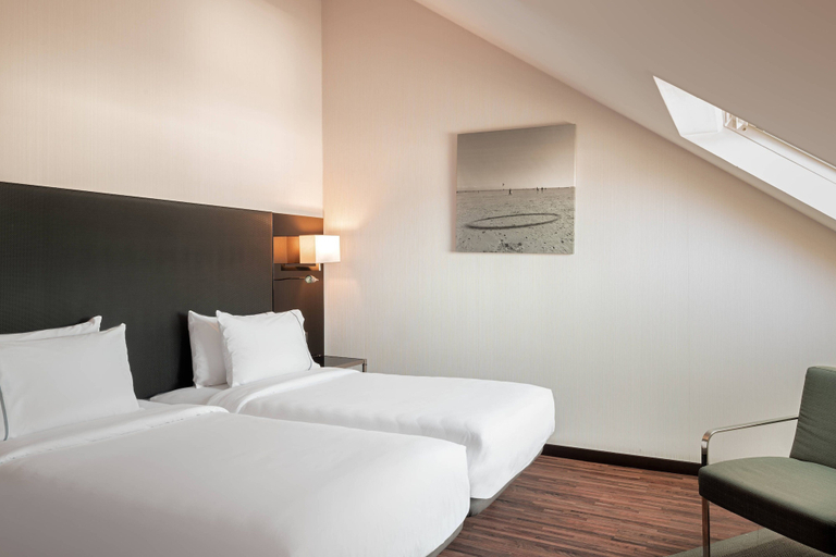 Bedroom 3, AC Hotel Palacio Universal by Marriott, Pontevedra