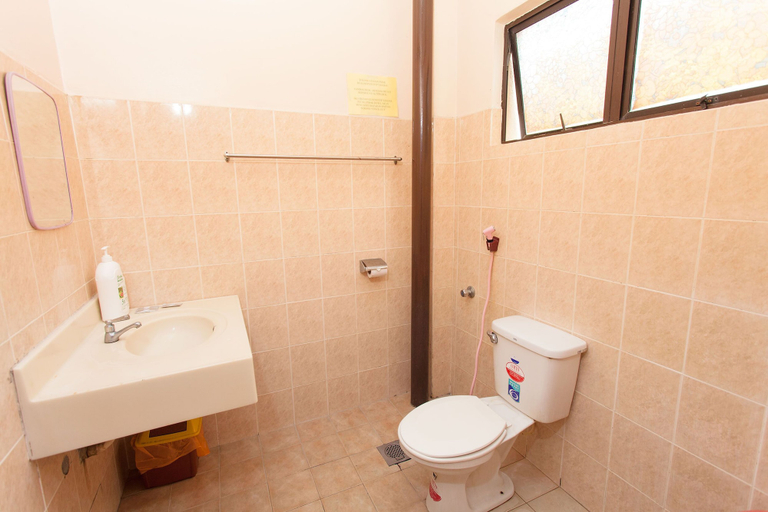 Bathroom 4, Desa Inn Hotel, Kuala Pilah
