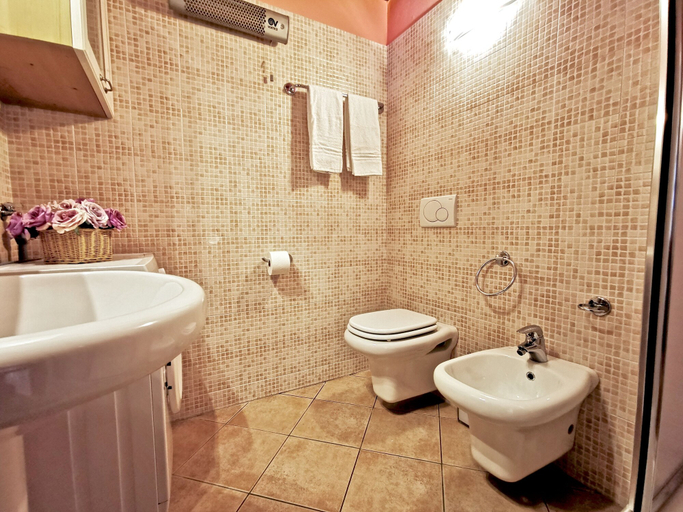 Bathroom 3, Luxury Cottage by Design Studio, Lecco