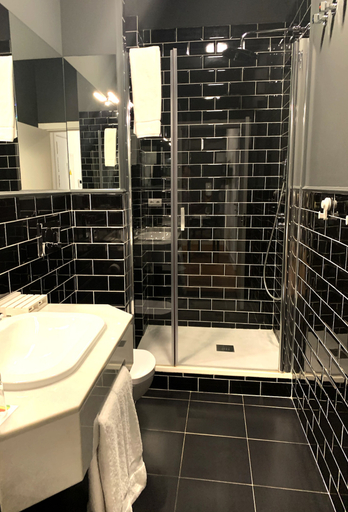 Bathroom 3, Ritual Sevilla Suites Centro, Sevilla