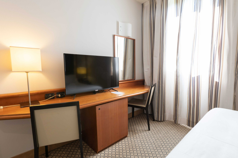 Bedroom 3, Belstay Milano Linate, Milano