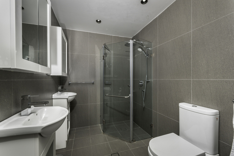 Bathroom 3, Studios on King, Newcastle - Inner City