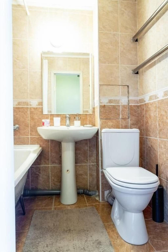 Bathroom 2, Apartment on Bolshaya Polyanka 30, Central