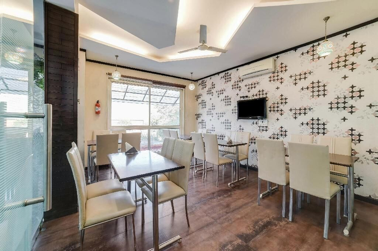 Food & Drinks 4, The Wind Cross Hotel, Panchkula