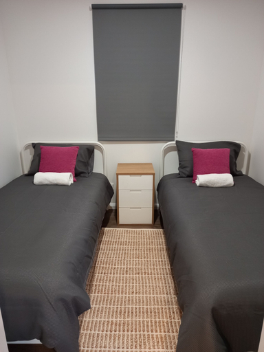 Bedroom 3, Young Tourist Park, Young