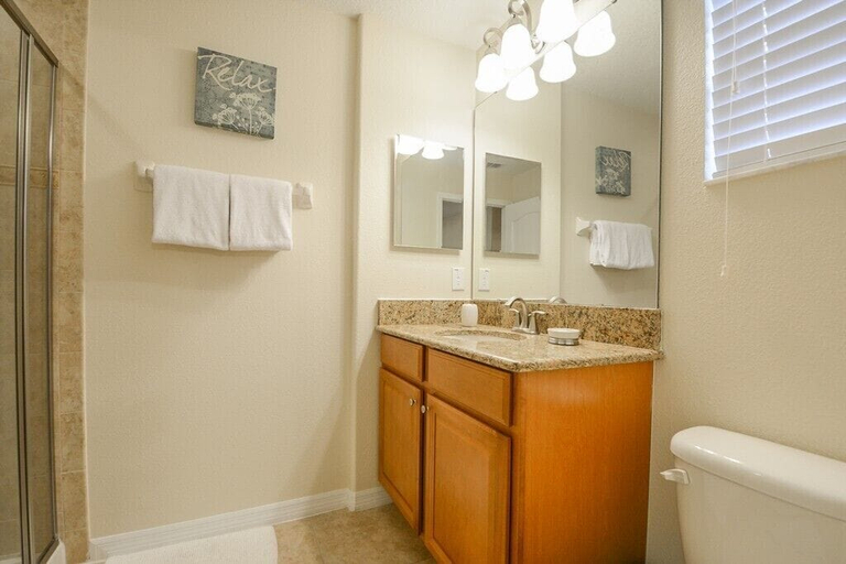 Bathroom 3, Paradise Palms IHR 2007, Osceola