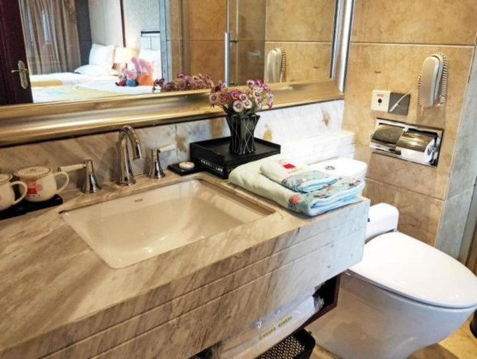 Bathroom 4, Taishan Bojue Hotel, Jiangmen